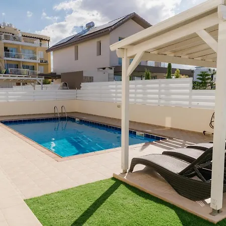 Kapparis Ekaterina 3 Bdrm Paralimni